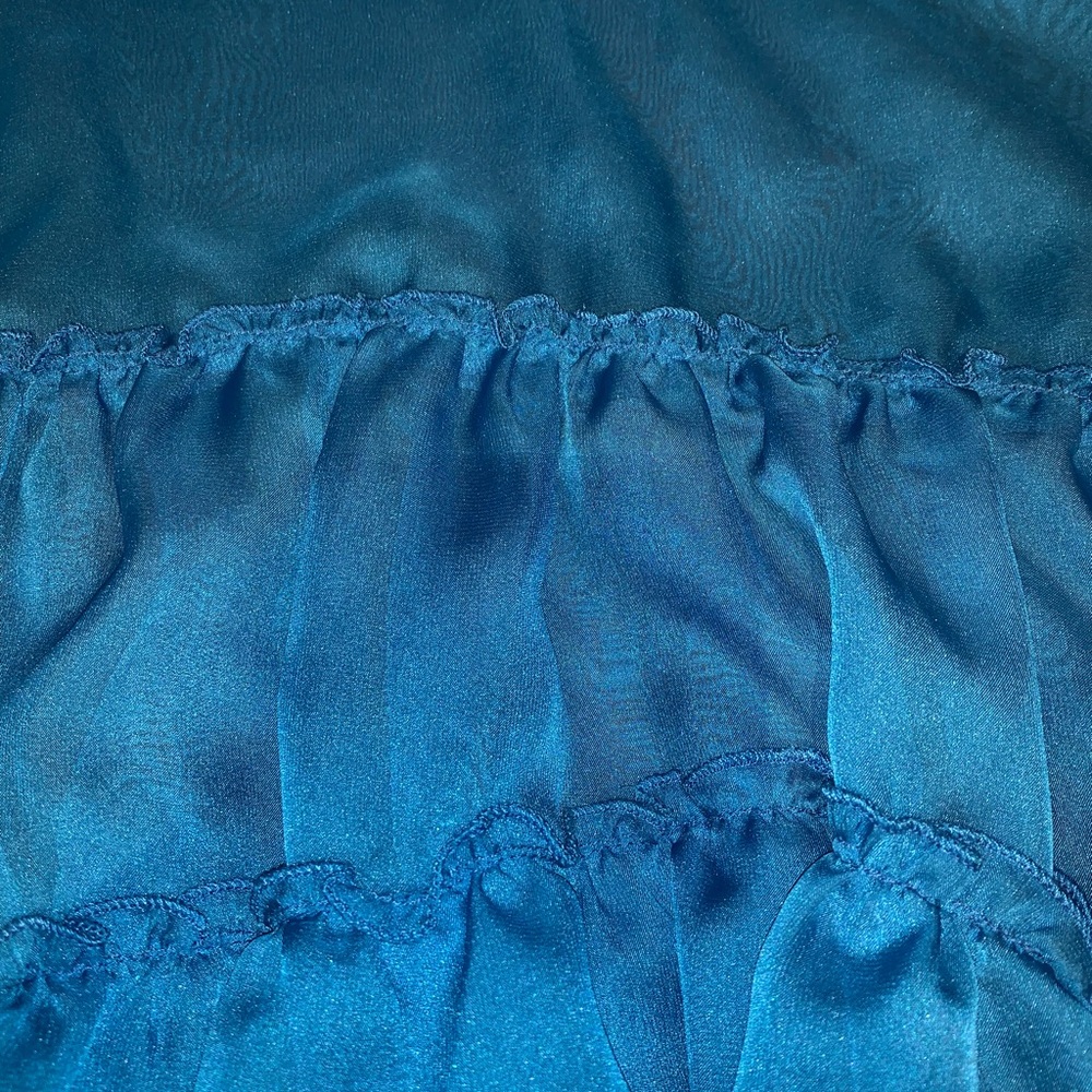 ❤️ The Lolah Sheer Ruffle Silk Dress - Picture 6 of 8